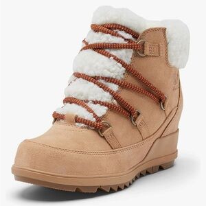 Sorel Women’s Evie Cozy Lace Boot, size 10 Tawny